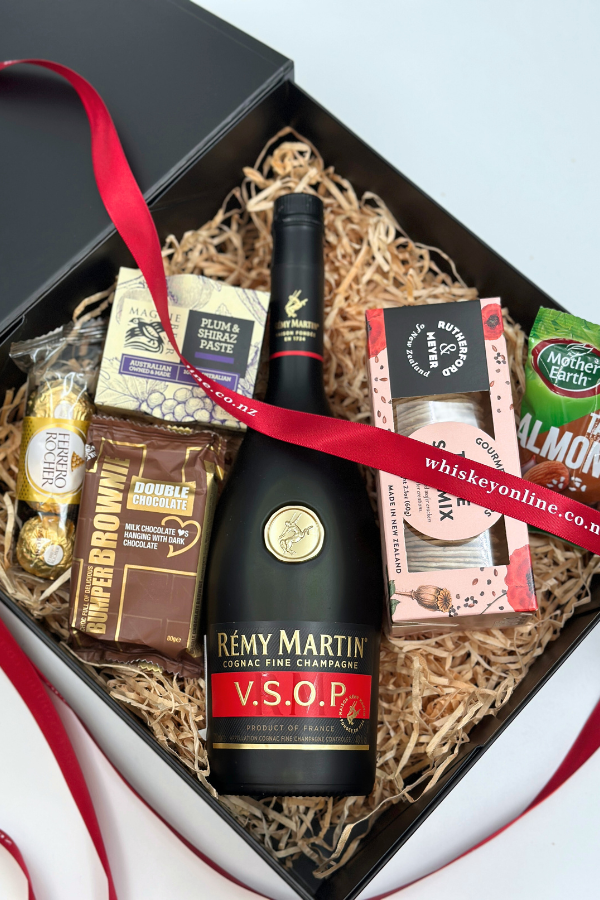 Gift Pack: Remy Martin & Gourmet Treats Gift Box – WhiskeyOnline