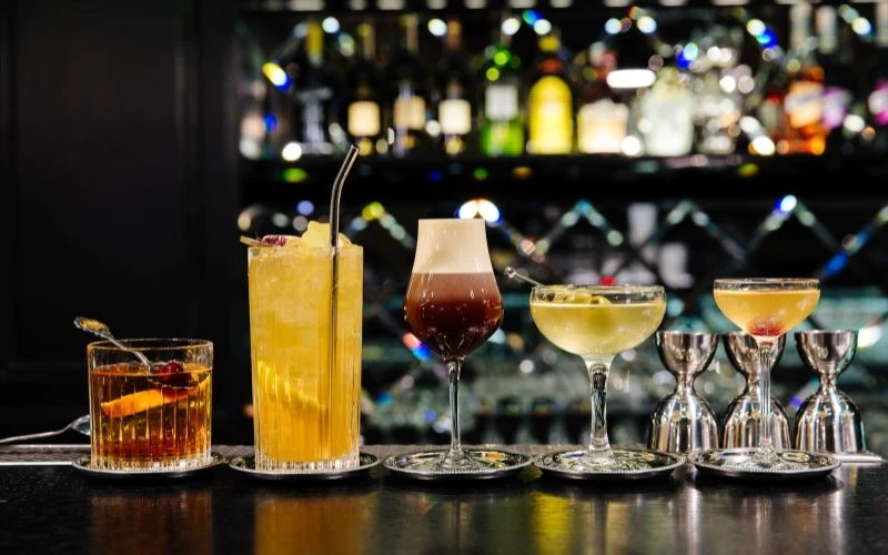 10 Popular Whiskey Cocktails