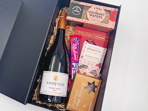 Gift Pack: Amisfield and Treats Gift Box